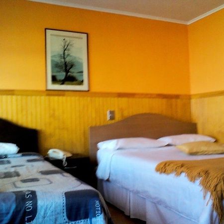 Alberto Agostini Hotel Пуерто Наталес Екстериор снимка