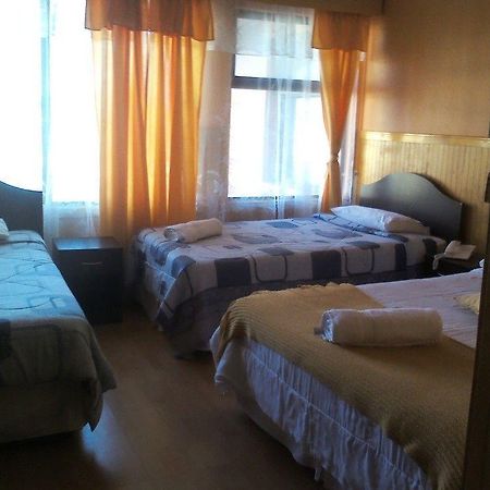 Alberto Agostini Hotel Пуерто Наталес Екстериор снимка