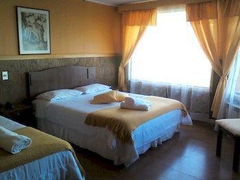 Alberto Agostini Hotel Пуерто Наталес Екстериор снимка