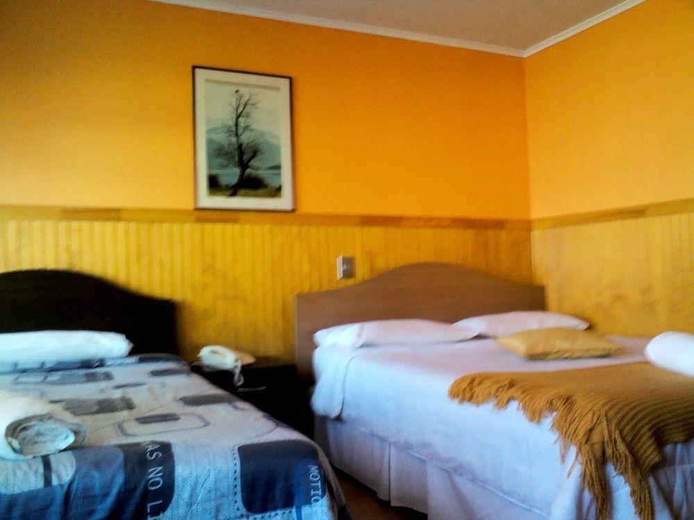 Alberto Agostini Hotel Пуерто Наталес Екстериор снимка