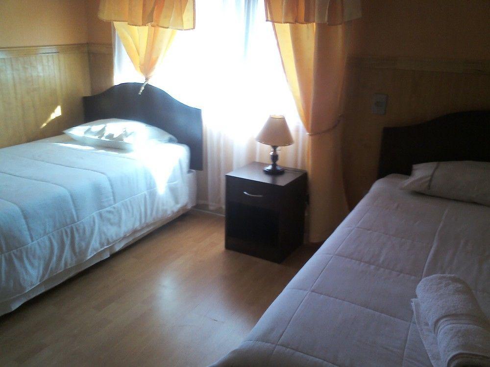 Alberto Agostini Hotel Пуерто Наталес Екстериор снимка